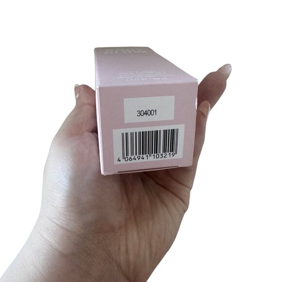 Brand New in Box Kylie Cosmetics Body Glow Highlighter- Built Different - Picture 7 of 7